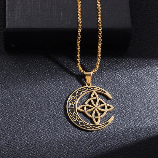🌙✨ Tajomný keltský náhrdelník s motívom mesiaca – symbol ženskej sily a ochrany! 🎁