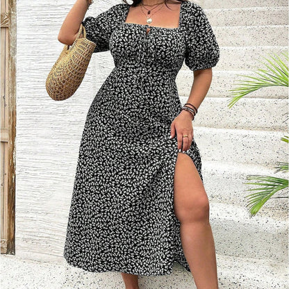 Maxi šaty vo veľkosti Plus Size s rozparkom a kvetinovým potlačou v štýle boho