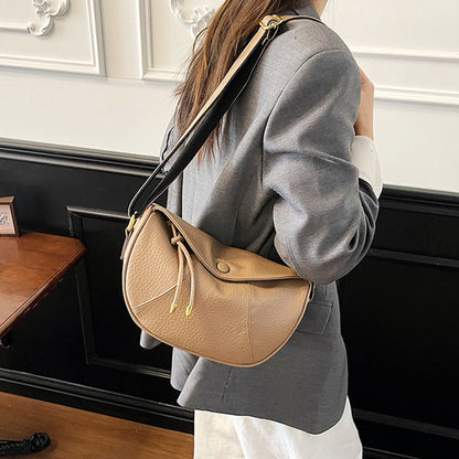 Moderná minimalistická crossbody kabelka