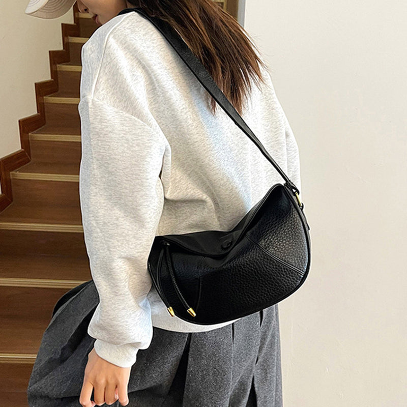 Moderná minimalistická crossbody kabelka