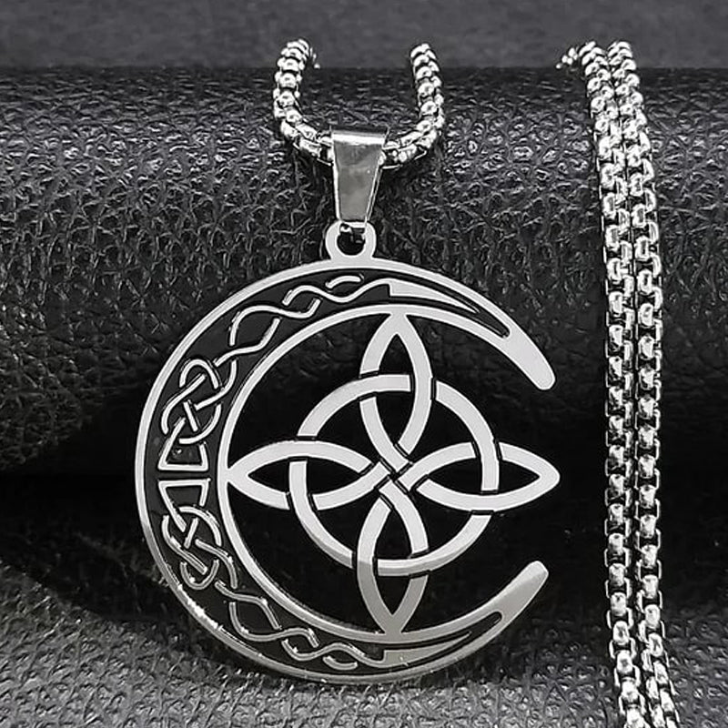 🌙✨ Tajomný keltský náhrdelník s motívom mesiaca – symbol ženskej sily a ochrany! 🎁