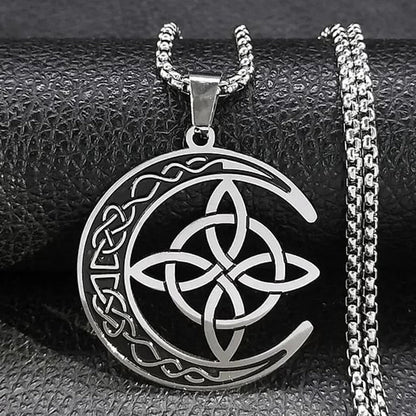 🌙✨ Tajomný keltský náhrdelník s motívom mesiaca – symbol ženskej sily a ochrany! 🎁