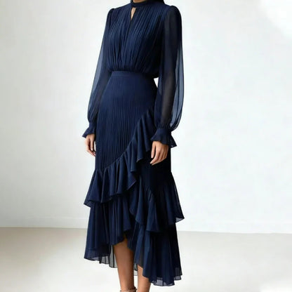 👗Dámske midi šaty s výstrihom a volánikmi😍