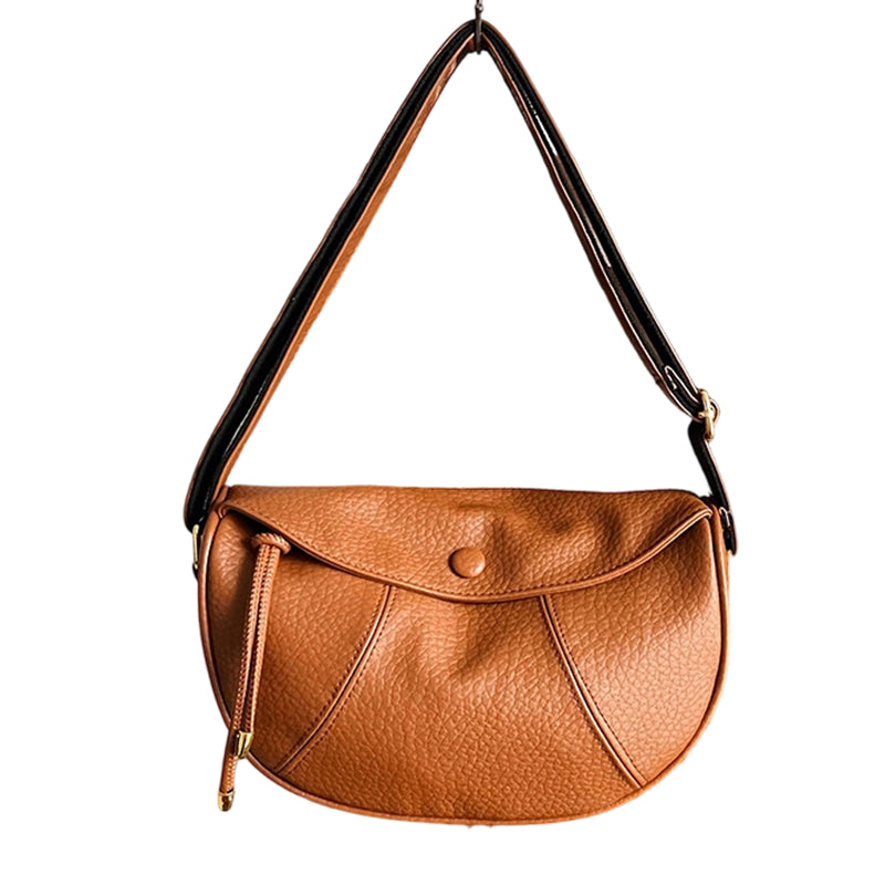 Moderná minimalistická crossbody kabelka