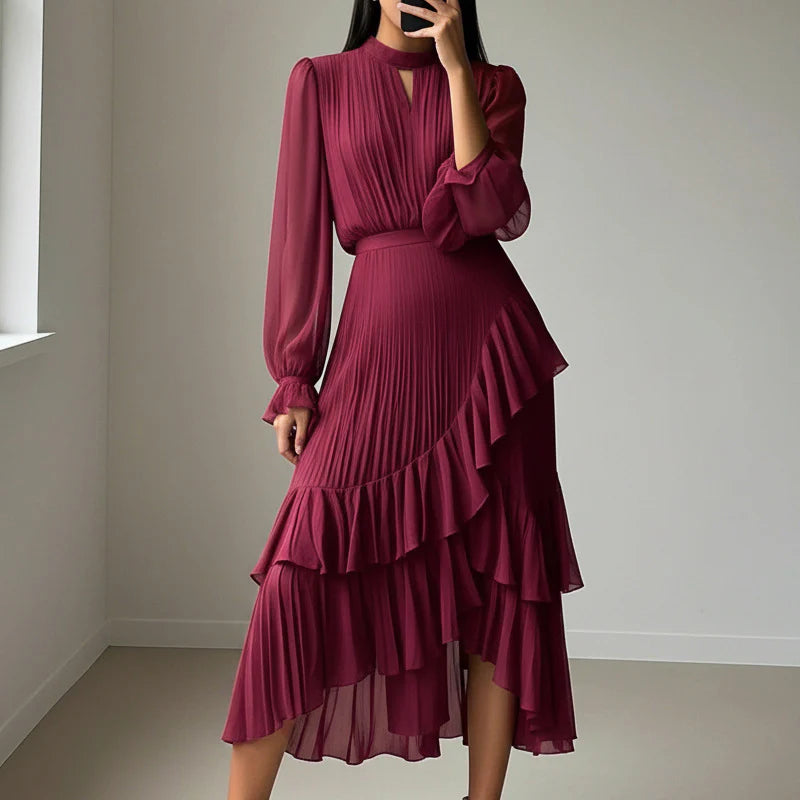 👗Dámske midi šaty s výstrihom a volánikmi😍