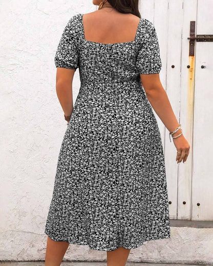 Maxi šaty vo veľkosti Plus Size s rozparkom a kvetinovým potlačou v štýle boho