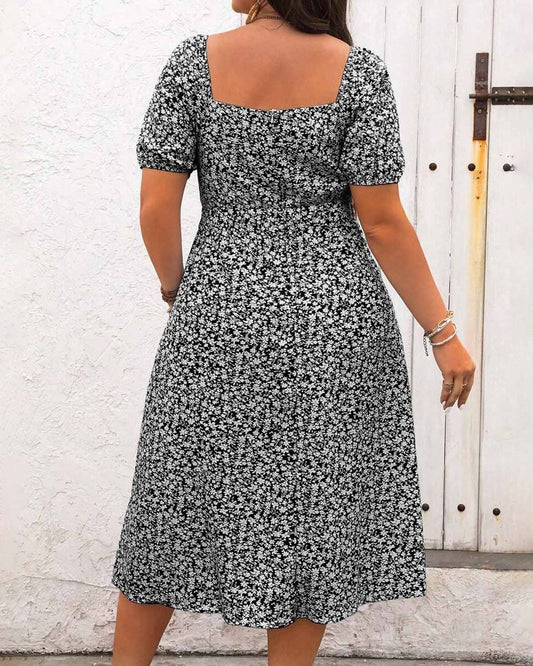 Maxi šaty vo veľkosti Plus Size s rozparkom a kvetinovým potlačou v štýle boho