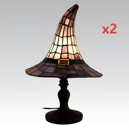 🧙‍♀️Stolová lampa s čarodejníckym klobúkom z farebného skla｜Gotická retro magická atmosféra, nočné svetlo k posteli🔮