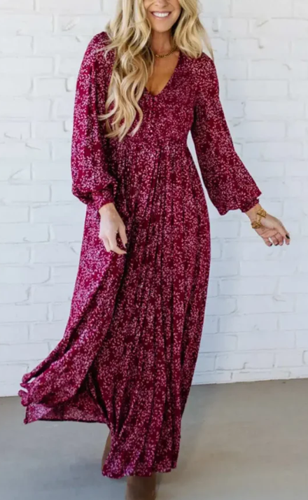 👗Šaty s dlhými rukávmi, plisovaným pásom a úzkym strihom