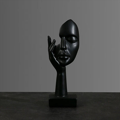 Minimalistická abstraktná figurálna socha