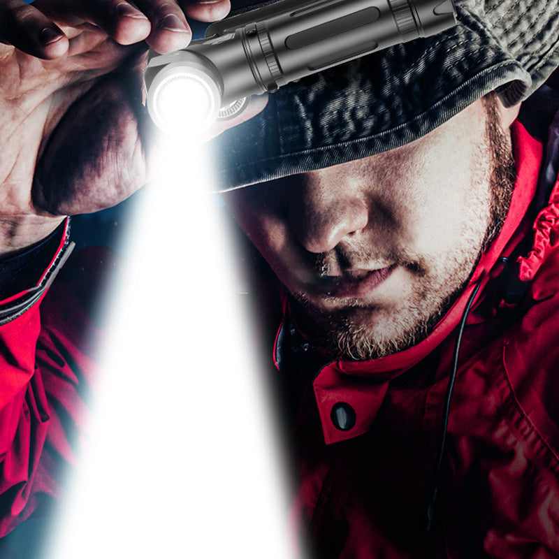 🔦🧲 Magnetické svietidlo 2 v 1 s viacerými režimami svietenia – skvelý pomocník pri opravách v exteriéri.