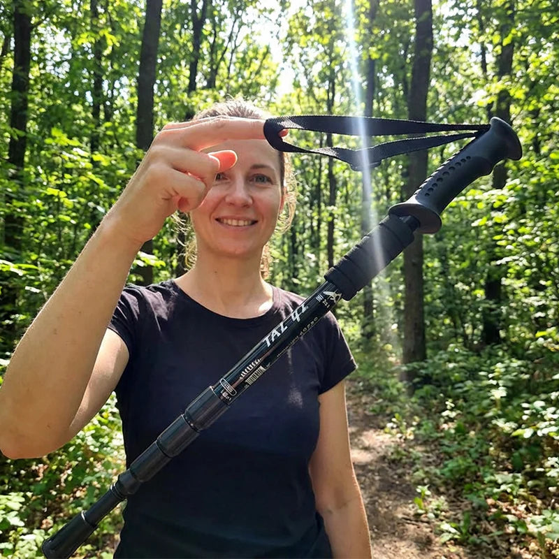 Časovo obmedzená udalosť⛰️Nastaviteľná turistická palica z hliníkovej zliatiny – odolná, tlmiaca nárazy, ľahká 🌲