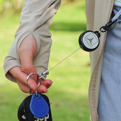 🔑 KÚPTE 1 A ZÍSKAJTE 1 ZADARMO! 🌀 Odolný navíjací prívesok na kľúče – odolný kábel, kompaktný dizajn a bezpečné puzdro na kľúče a karty 💳