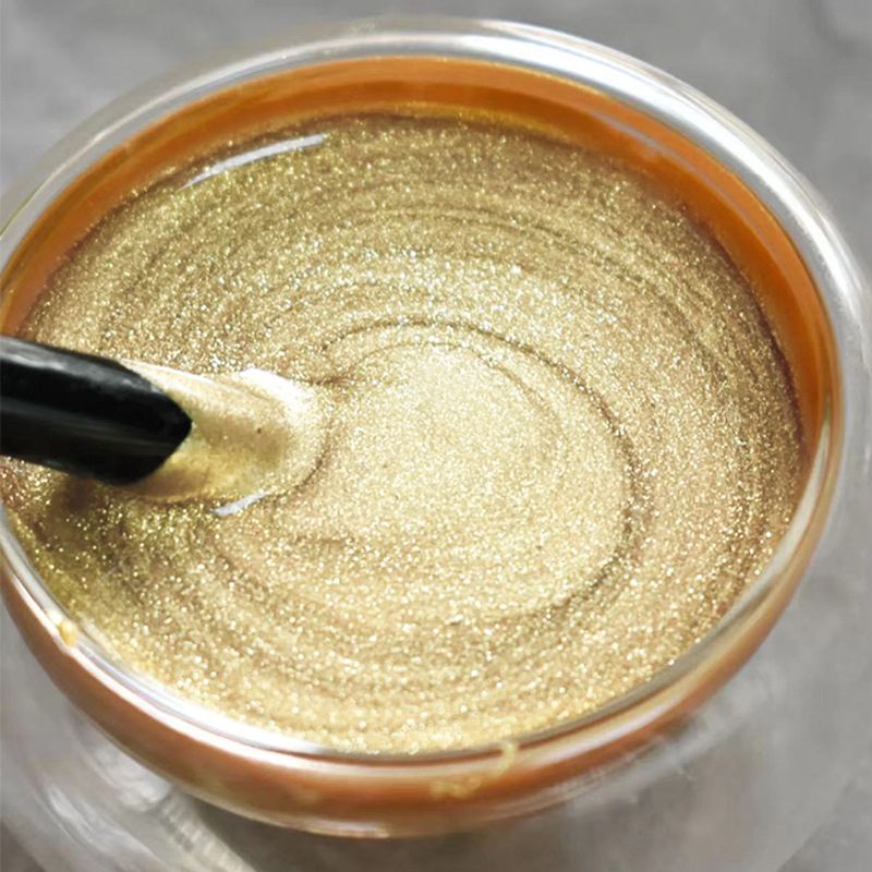 🏡Vodeodolná zlatá farba na vodnej báze💛